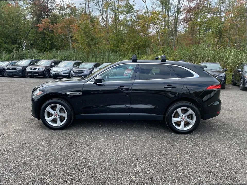2020 Jaguar F-Pace - Image 9 of 20