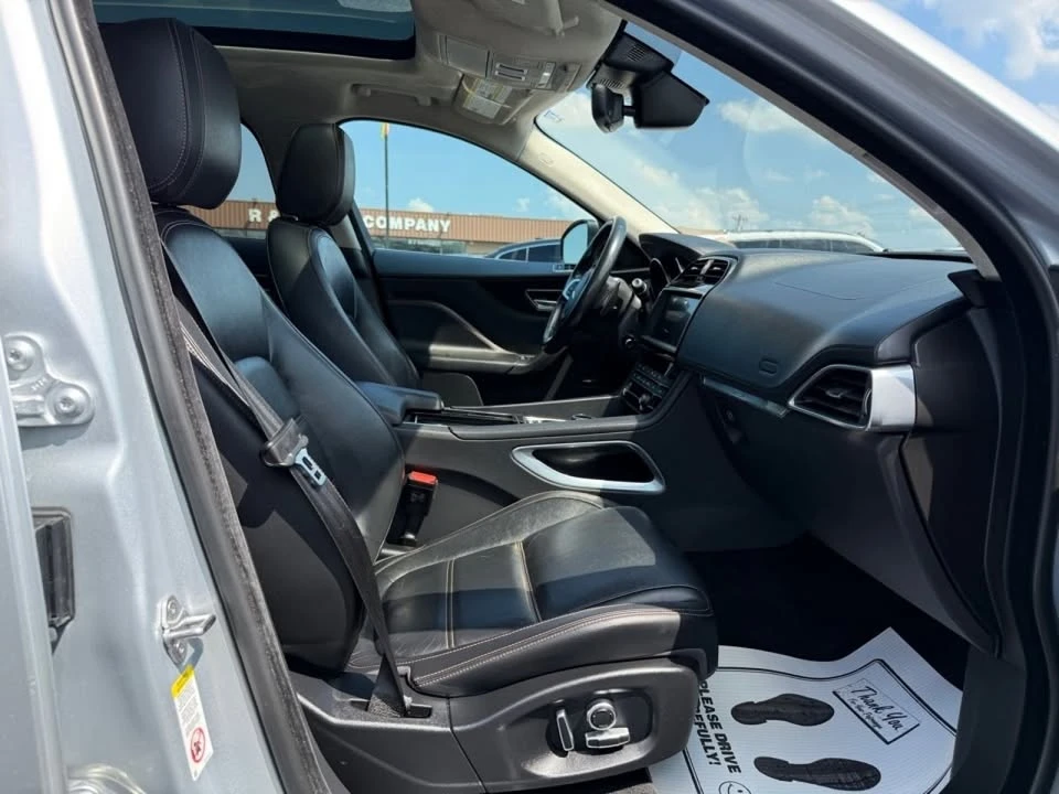 2020 Jaguar F-Pace - Image 10 of 19