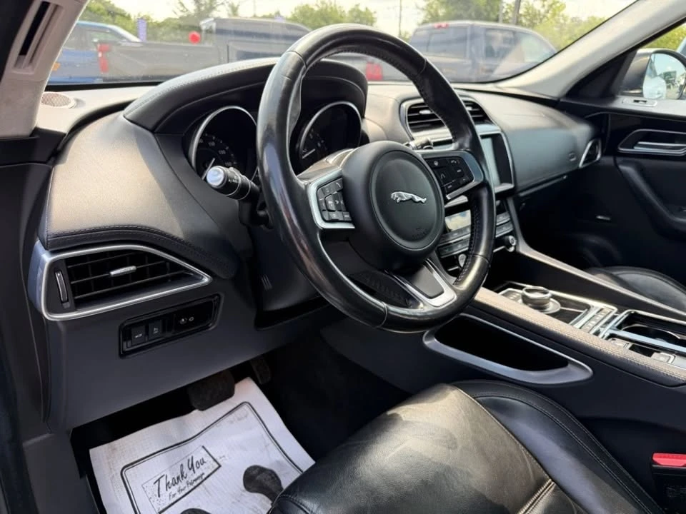 2020 Jaguar F-Pace - Image 12 of 19