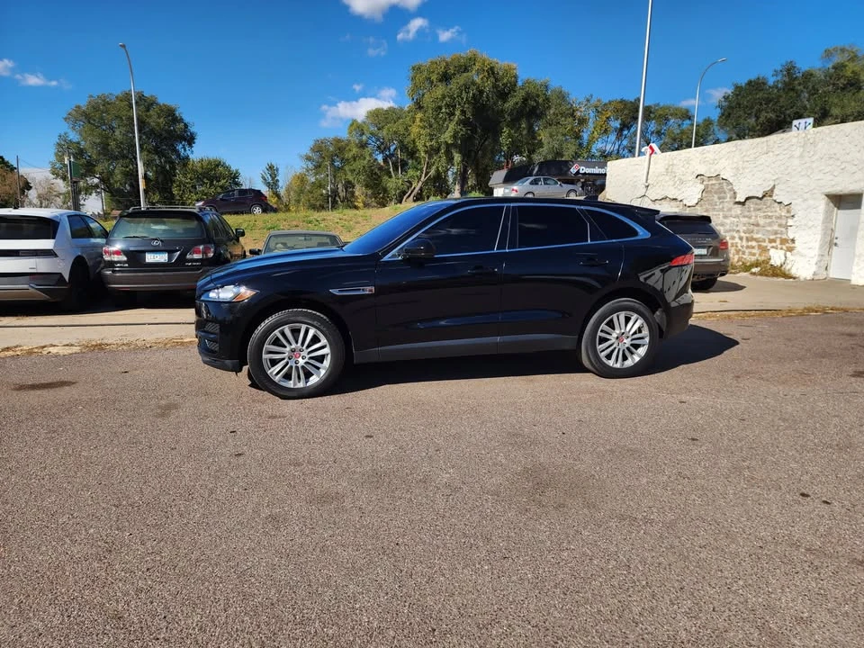 2020 Jaguar F-Pace - Image 2 of 16