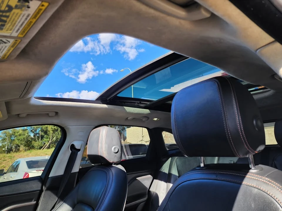2020 Jaguar F-Pace - Image 14 of 16