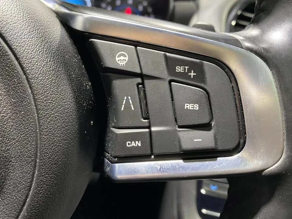 2020 Jaguar F-Pace - Image 15 of 19