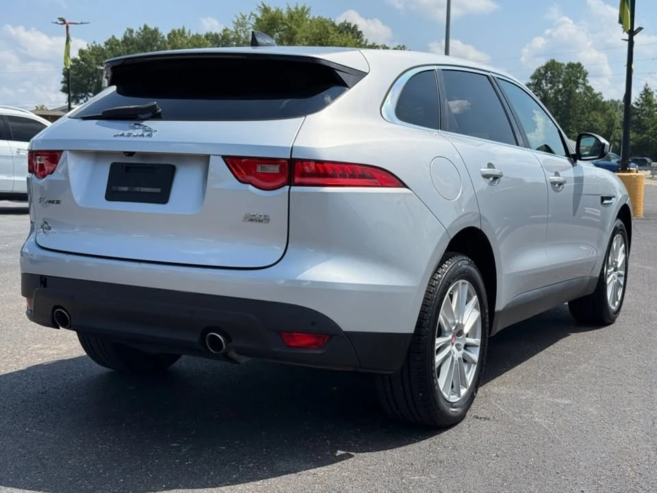 2020 Jaguar F-Pace - Image 5 of 12
