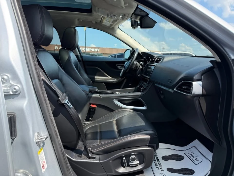 2020 Jaguar F-Pace - Image 8 of 12