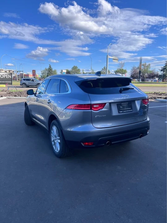 2020 Jaguar F-Pace - Image 4 of 12