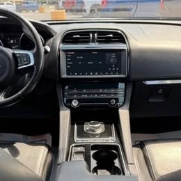 2020 Jaguar F-Pace - Image 10 of 12