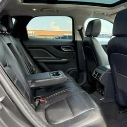 2020 Jaguar F-Pace - Image 8 of 12