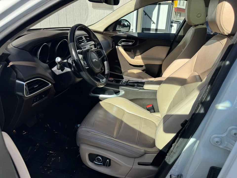 2020 Jaguar F-Pace - Image 12 of 19