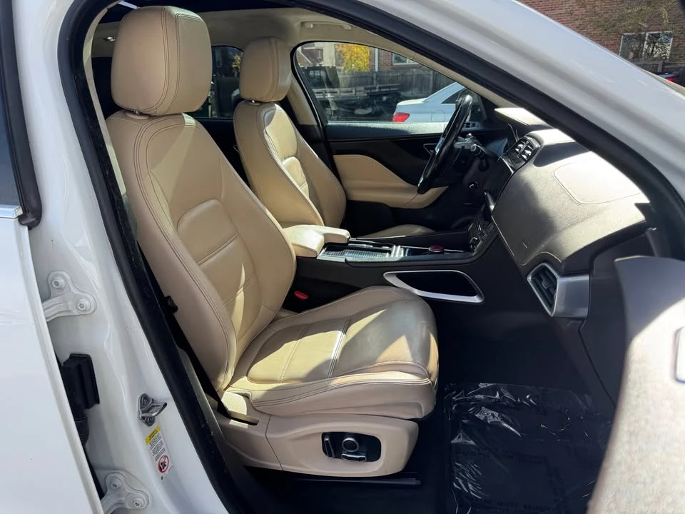 2020 Jaguar F-Pace - Image 13 of 19