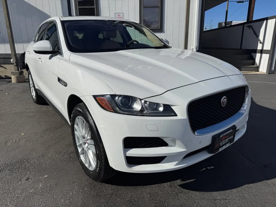 2020 Jaguar F-Pace - Image 4 of 19