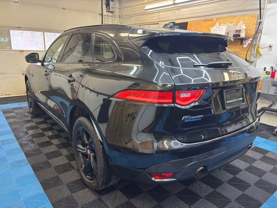 2020 Jaguar F-Pace - Image 7 of 11