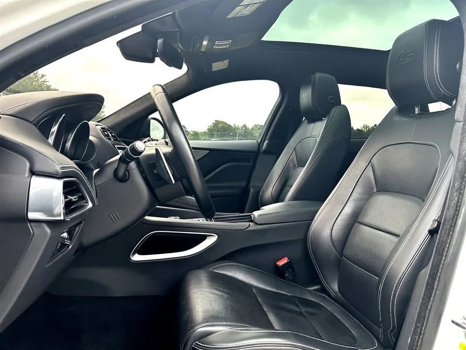 2020 Jaguar F-Pace - Image 3 of 20