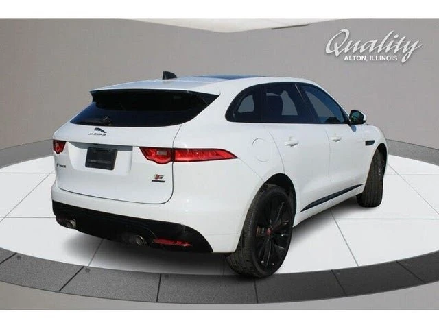 2020 Jaguar F-Pace - Image 4 of 18