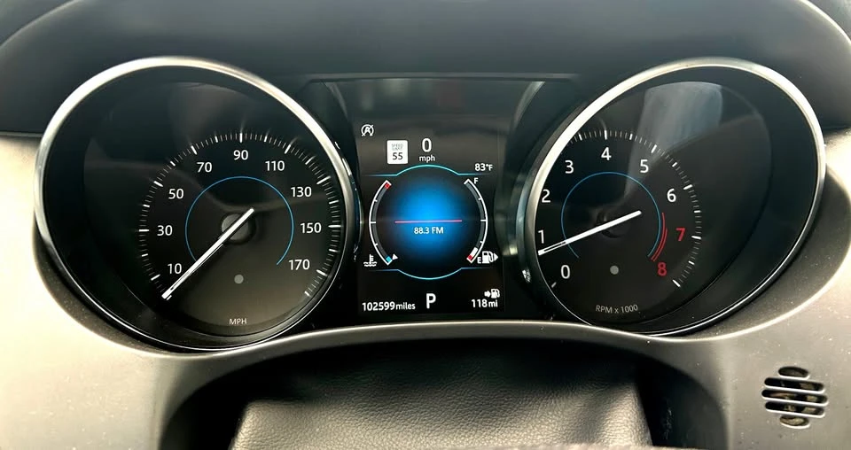 2020 Jaguar F-Pace - Image 10 of 20
