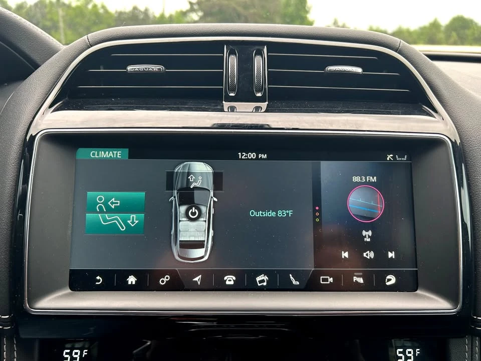 2020 Jaguar F-Pace - Image 16 of 20