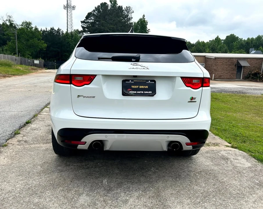 2020 Jaguar F-Pace - Image 5 of 20