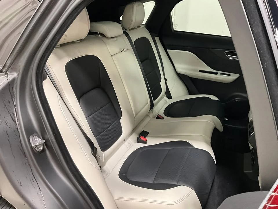 2020 Jaguar F-Pace - Image 13 of 14