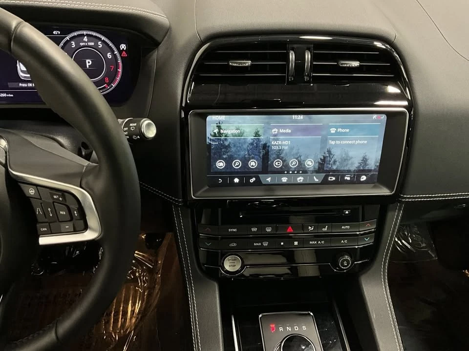 2020 Jaguar F-Pace - Image 10 of 14