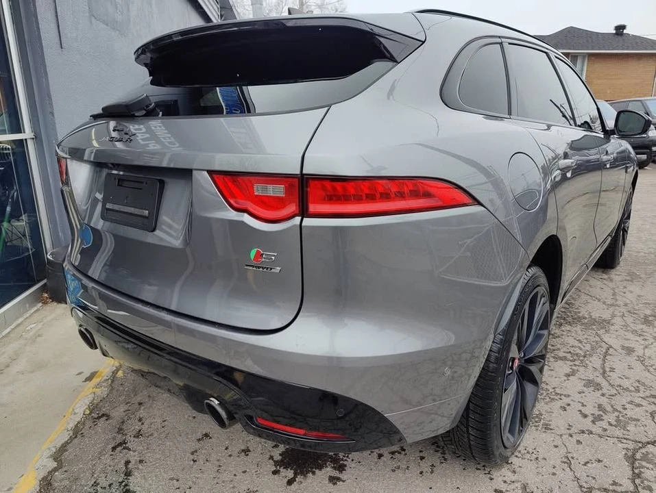 2020 Jaguar F-Pace - Image 4 of 17