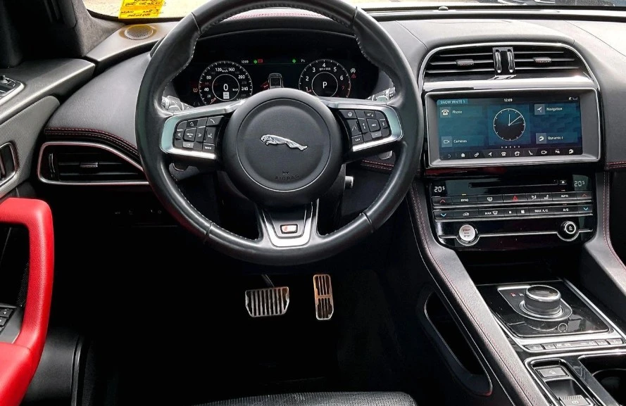 2020 Jaguar F-Pace - Image 2 of 6