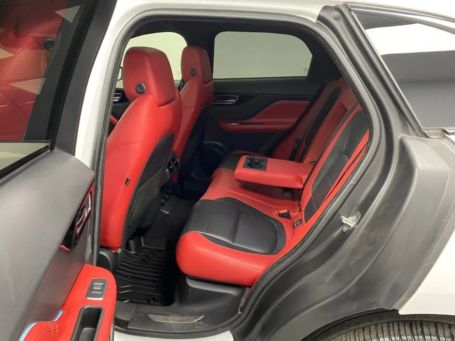 2020 Jaguar F-Pace - Image 14 of 19