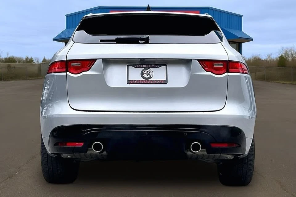 2020 Jaguar F-Pace - Image 4 of 20