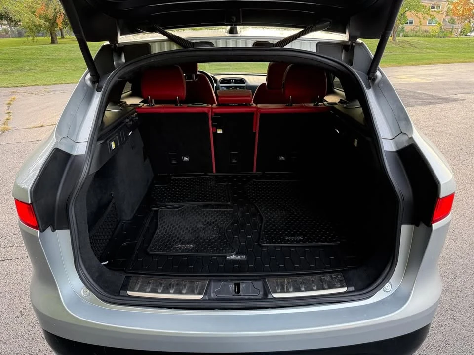 2020 Jaguar F-Pace - Image 11 of 20
