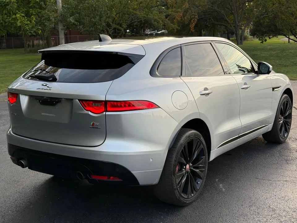 2020 Jaguar F-Pace - Image 5 of 20
