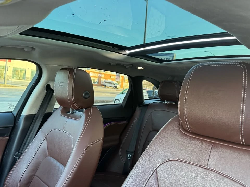 2020 Jaguar F-Pace - Image 9 of 16