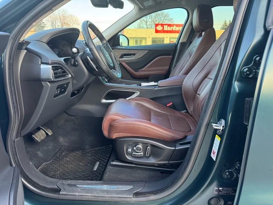 2020 Jaguar F-Pace - Image 6 of 16
