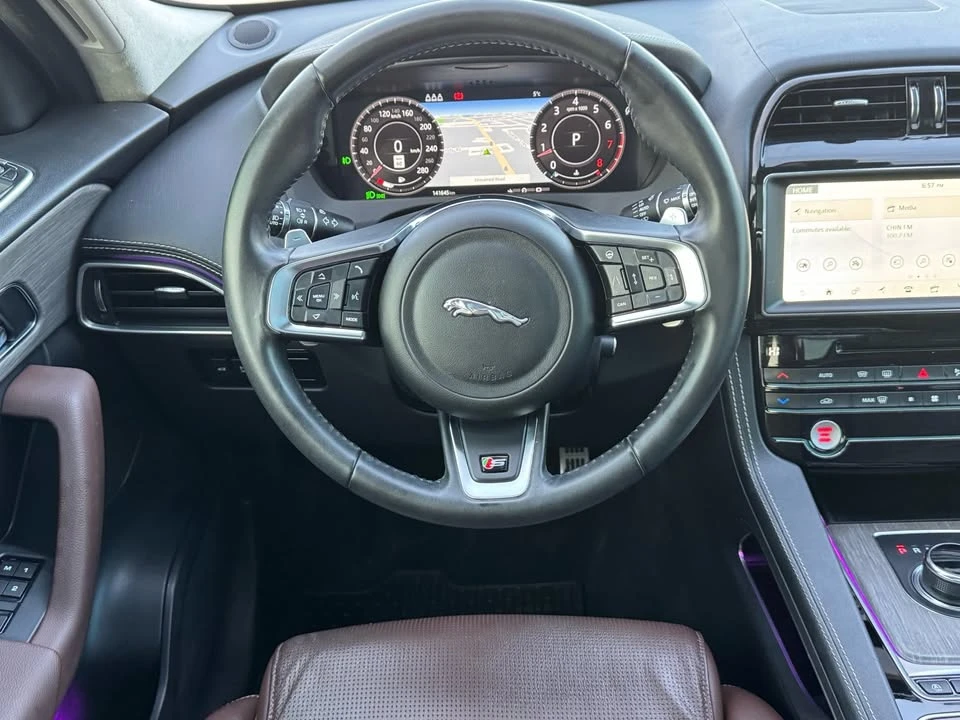 2020 Jaguar F-Pace - Image 13 of 16