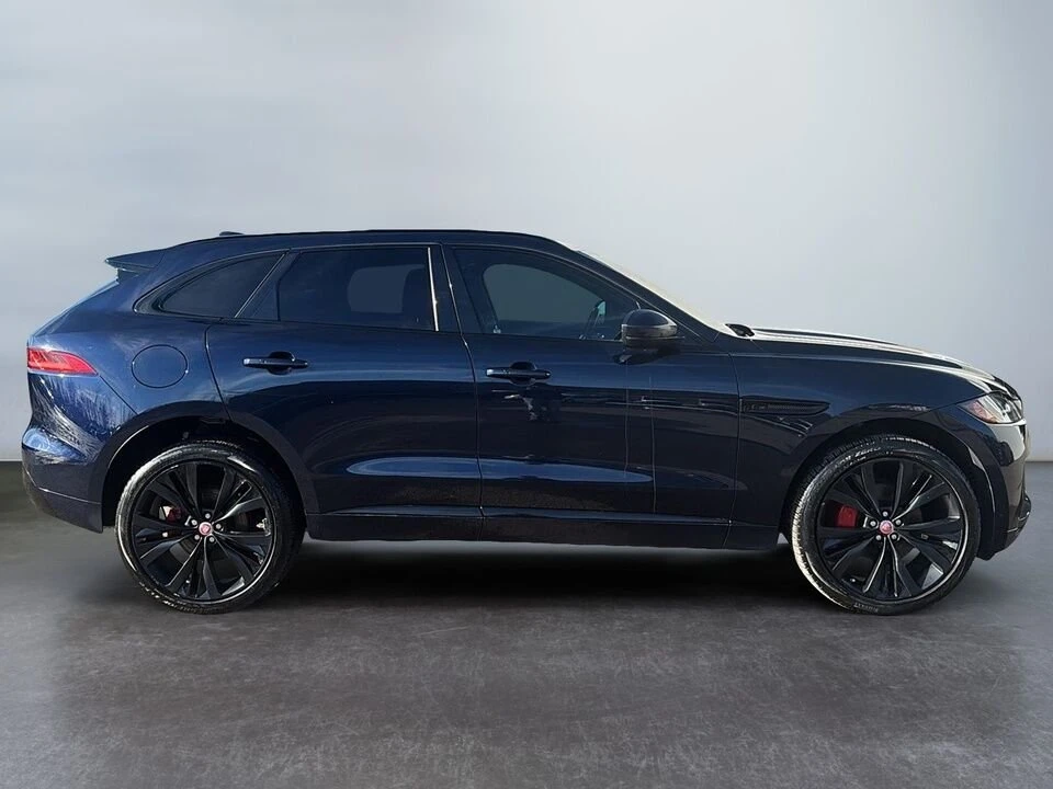 2020 Jaguar F-Pace - Image 11 of 20