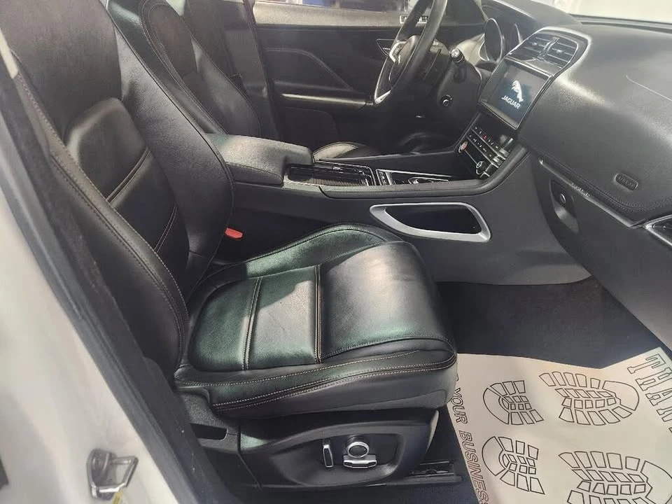 2020 Jaguar F-Pace - Image 15 of 19