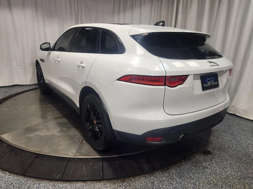 2020 Jaguar F-Pace - Image 8 of 19