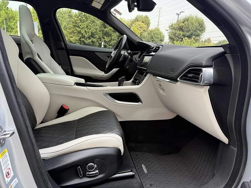 2020 Jaguar F-Pace SVR - Image 7 of 20