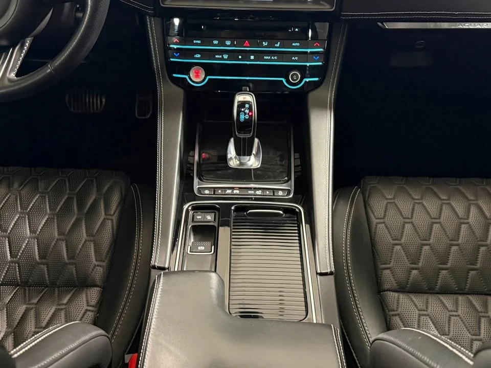 2020 Jaguar F-Pace SVR - Image 20 of 20