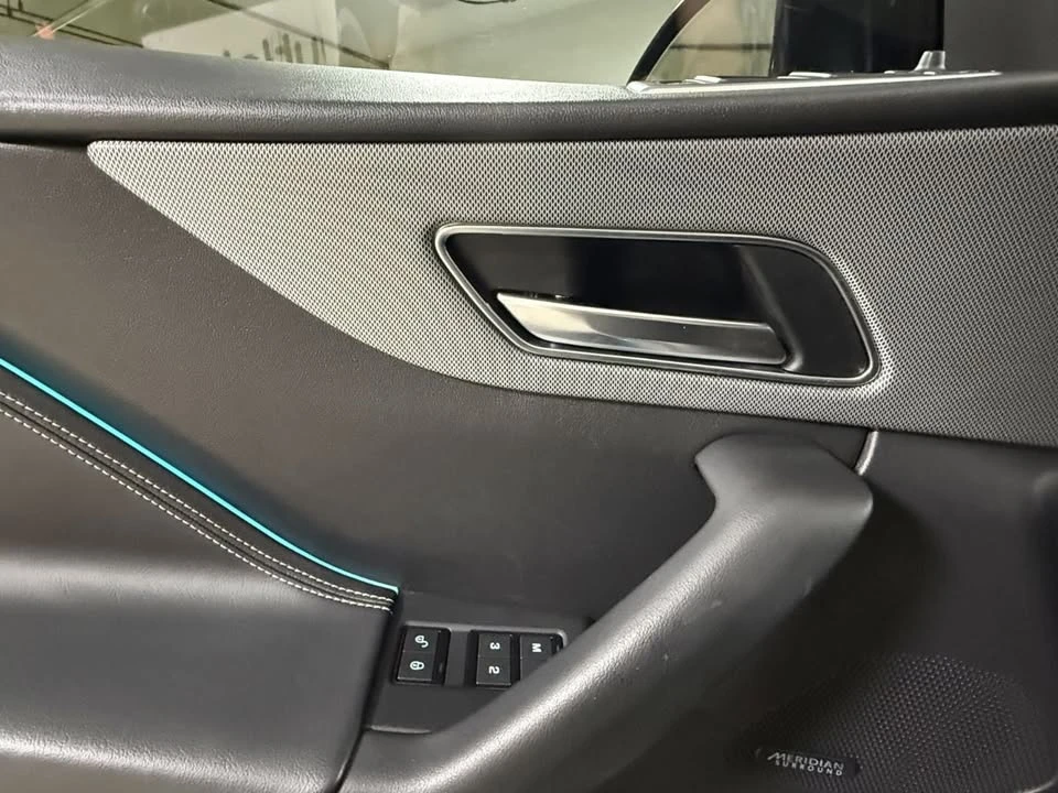 2020 Jaguar F-Pace SVR - Image 11 of 20