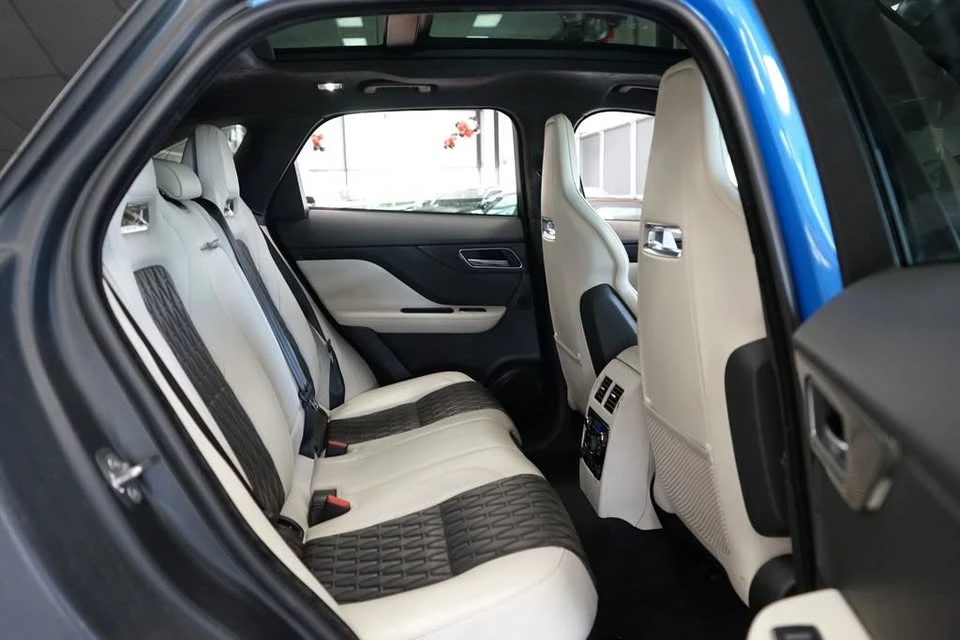 2020 Jaguar F-Pace SVR - Image 18 of 20