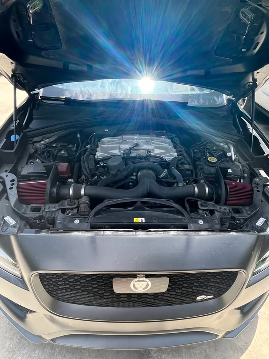 2020 Jaguar F-Pace SVR - Image 15 of 17
