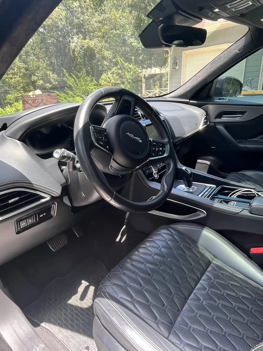 2020 Jaguar F-Pace SVR - Image 6 of 17