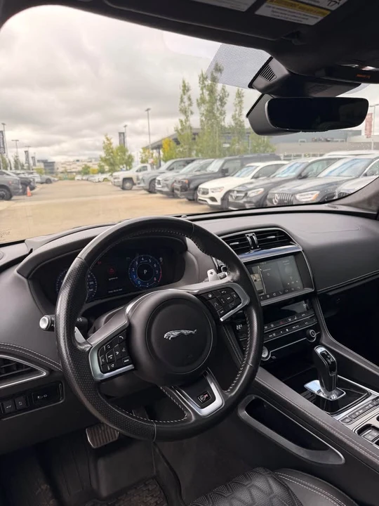 2020 Jaguar F-Pace SVR - Image 11 of 13