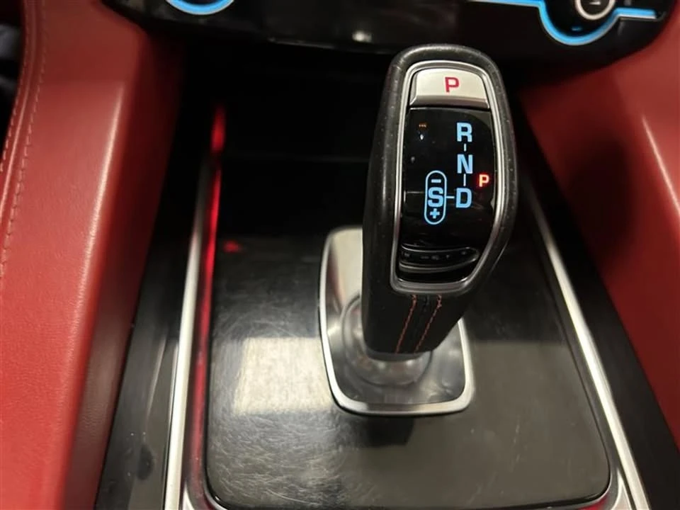 2020 Jaguar F-Pace SVR - Image 10 of 16