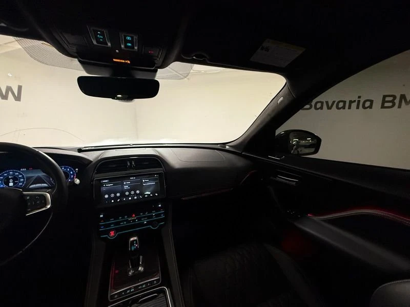 2020 Jaguar F-Pace SVR - Image 13 of 18