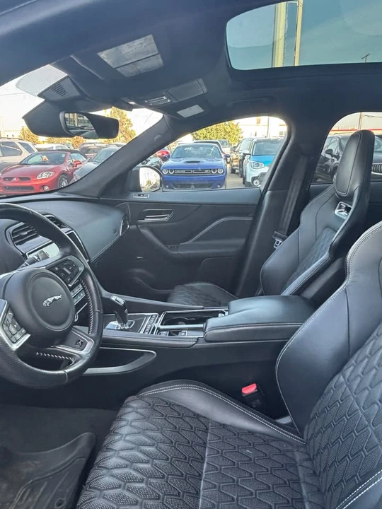 2020 Jaguar F-Pace SVR - Image 5 of 5