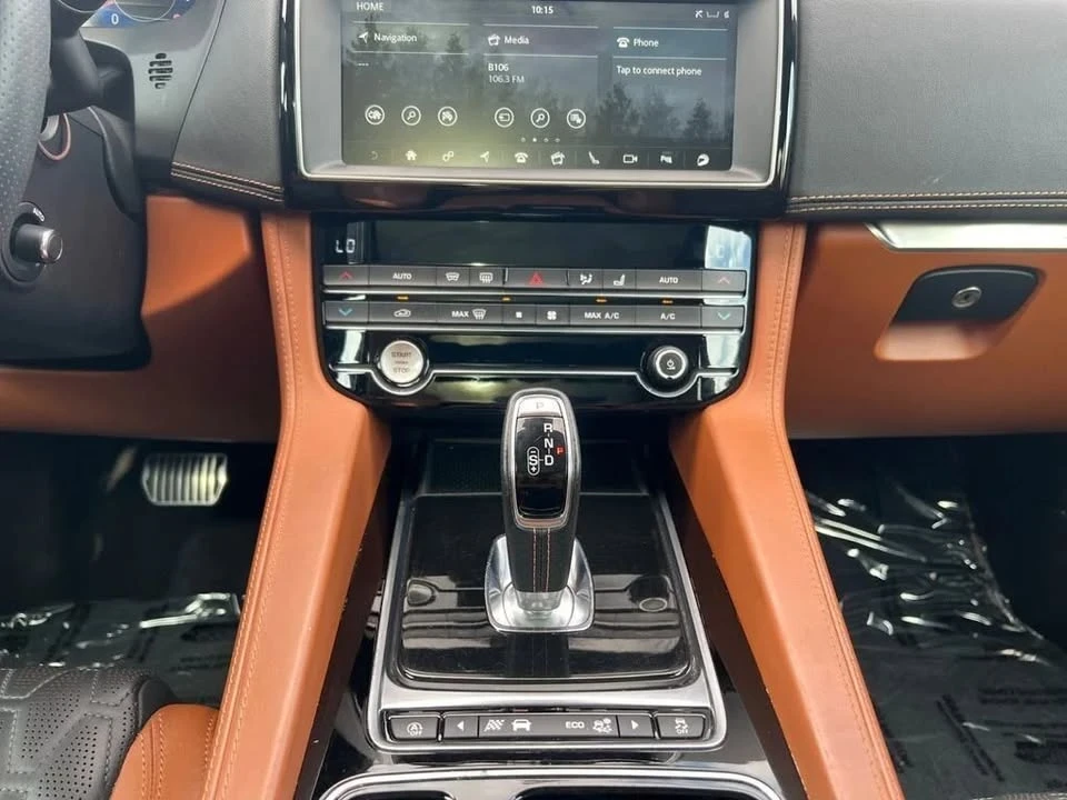 2020 Jaguar F-Pace SVR - Image 3 of 19