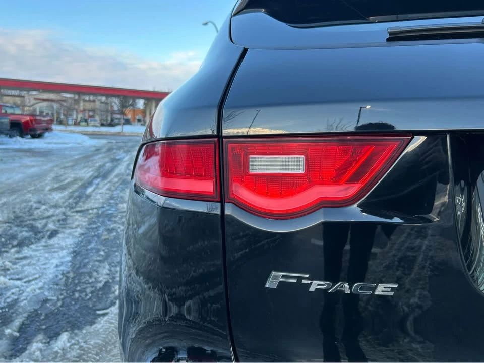 2020 Jaguar F-Pace - Image 7 of 13