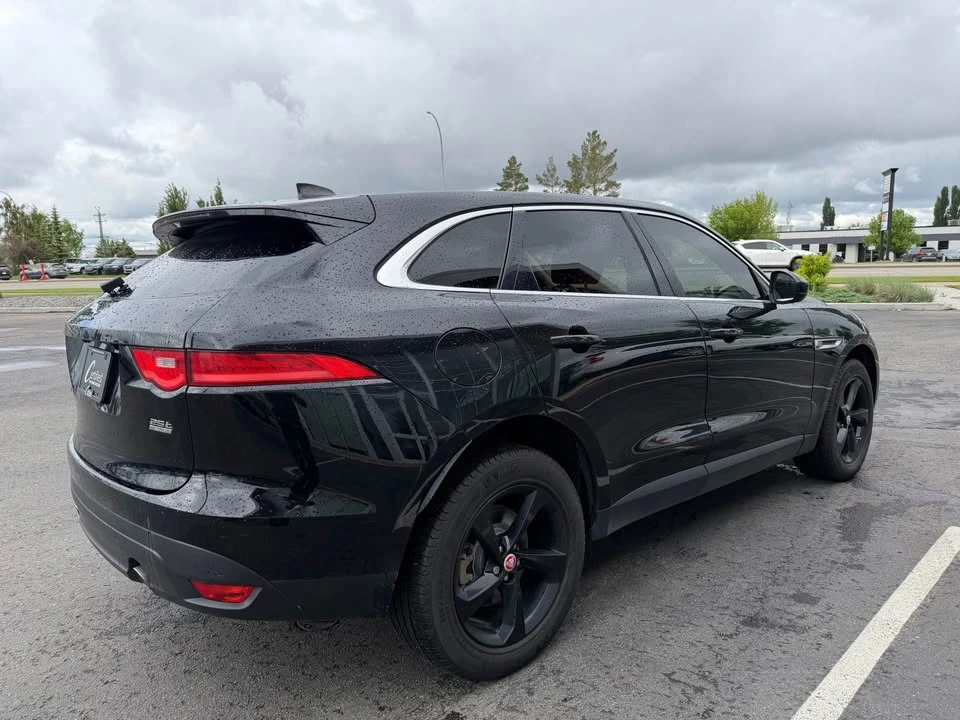 2020 Jaguar F-Pace - Image 5 of 18