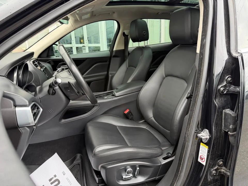 2020 Jaguar F-Pace - Image 14 of 18