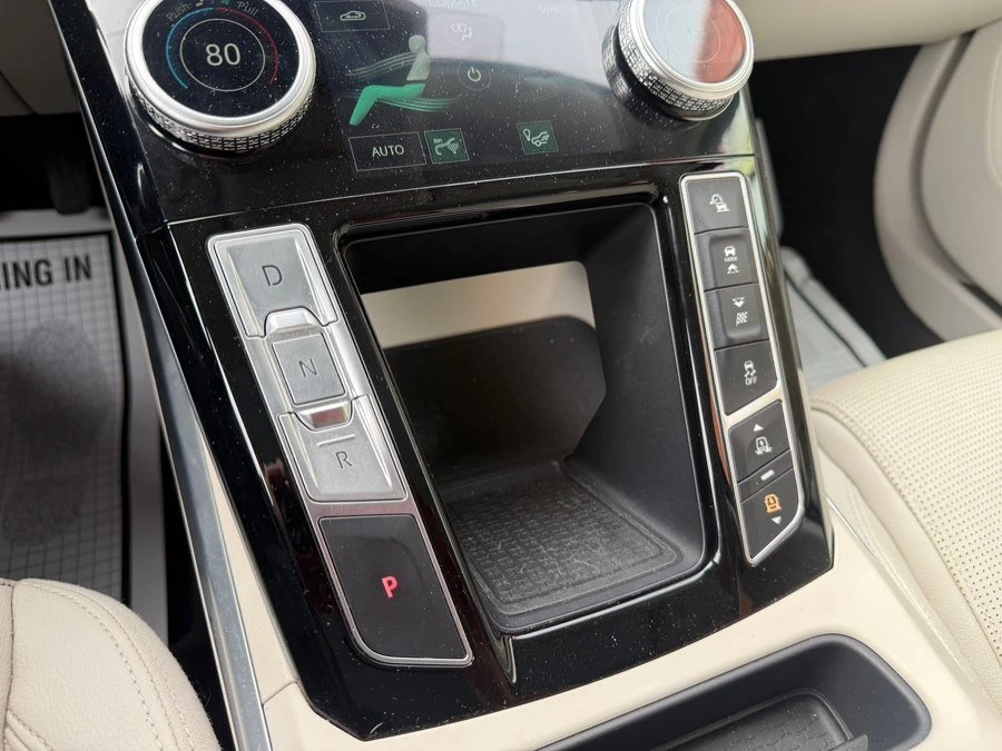 2020 Jaguar I-Pace - Image 17 of 18