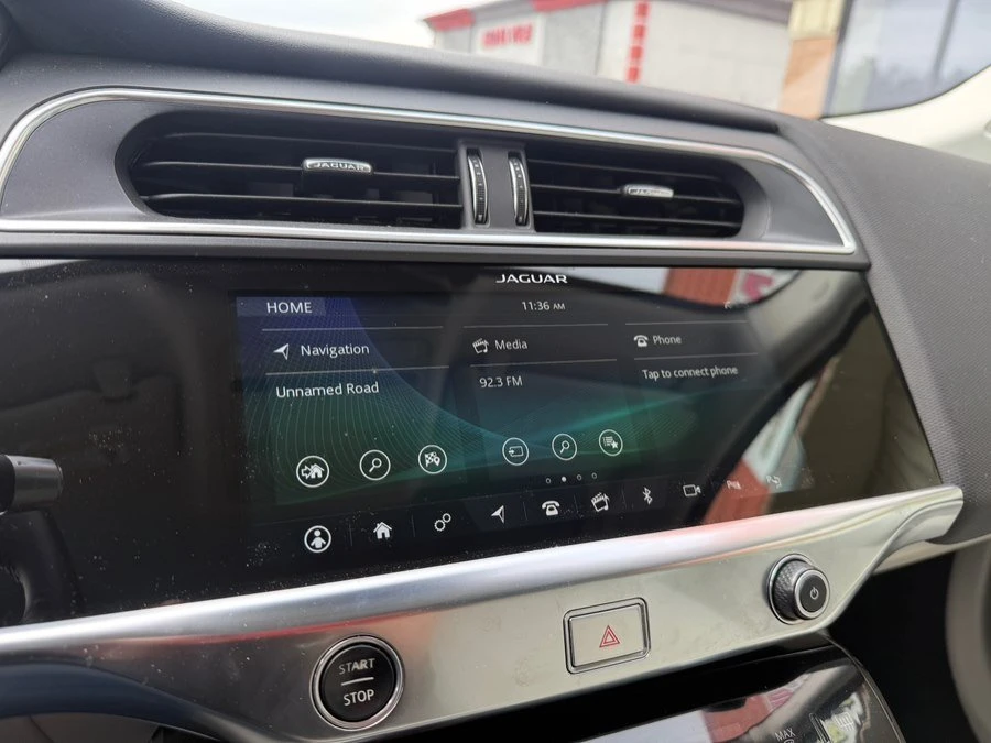 2020 Jaguar I-Pace - Image 14 of 18